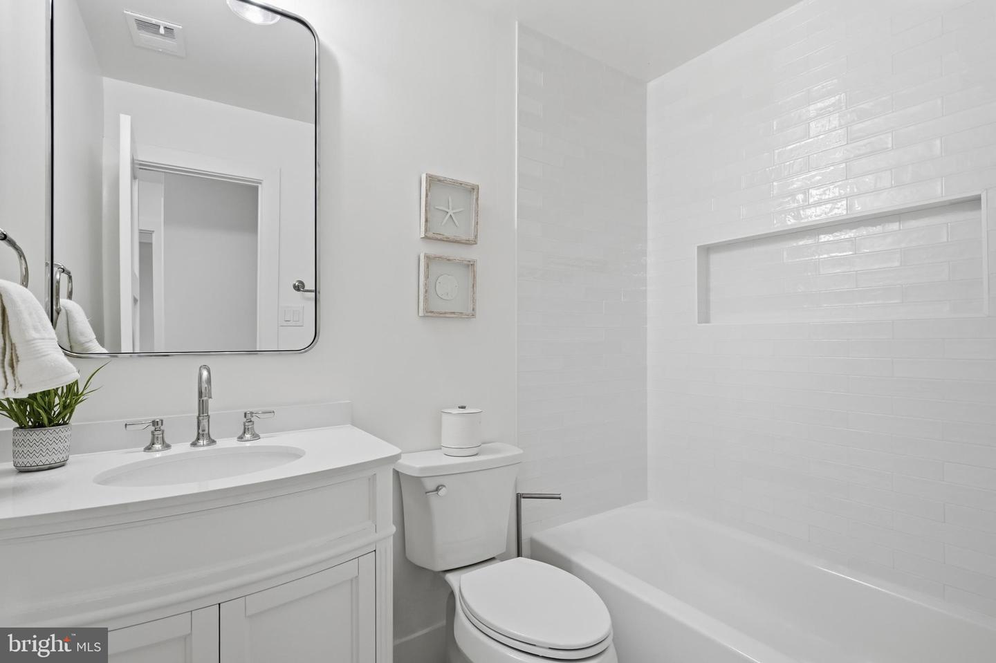 4908 Woodland Way Property Photo 56