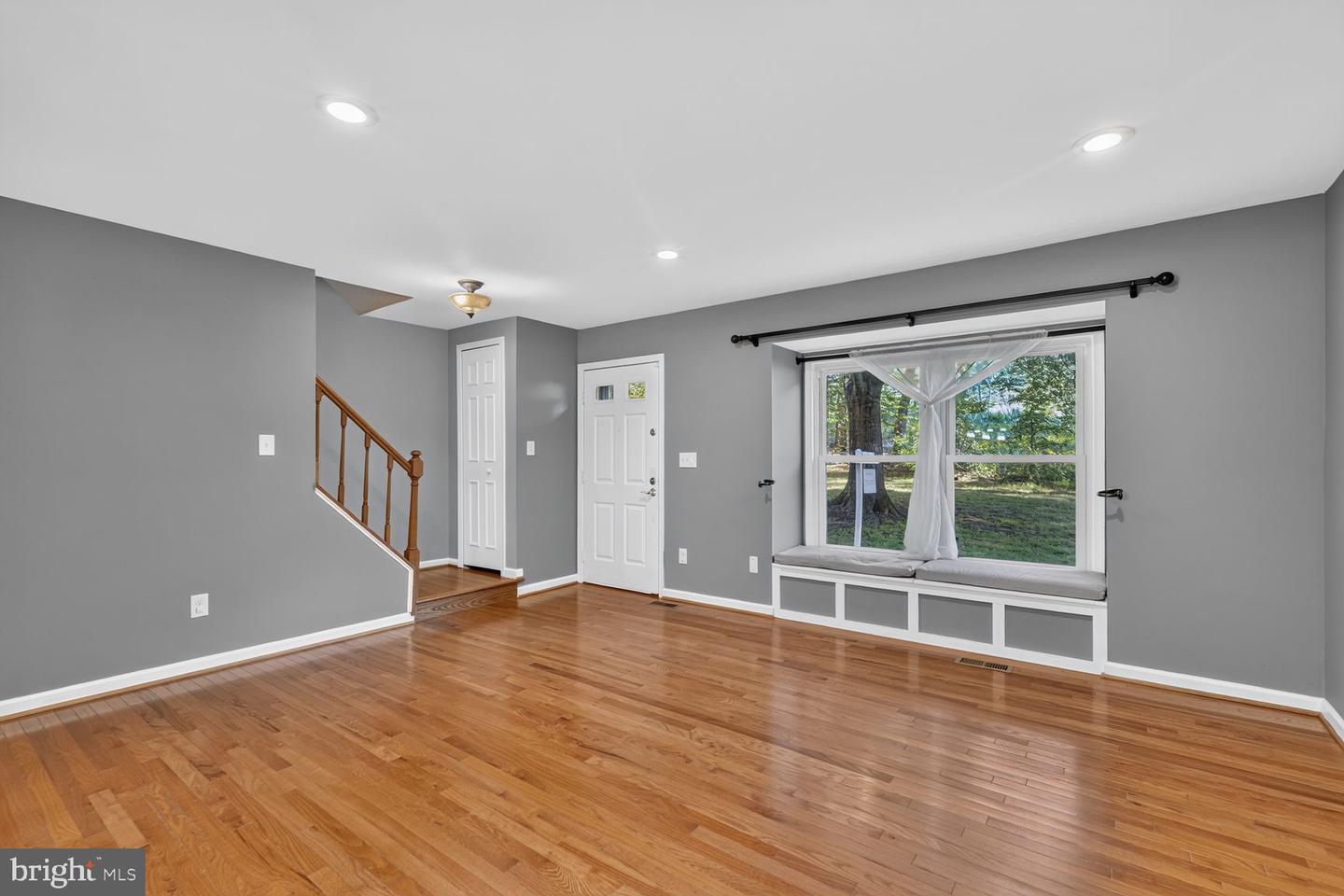6223 Rathlin Dr Property Photo 2