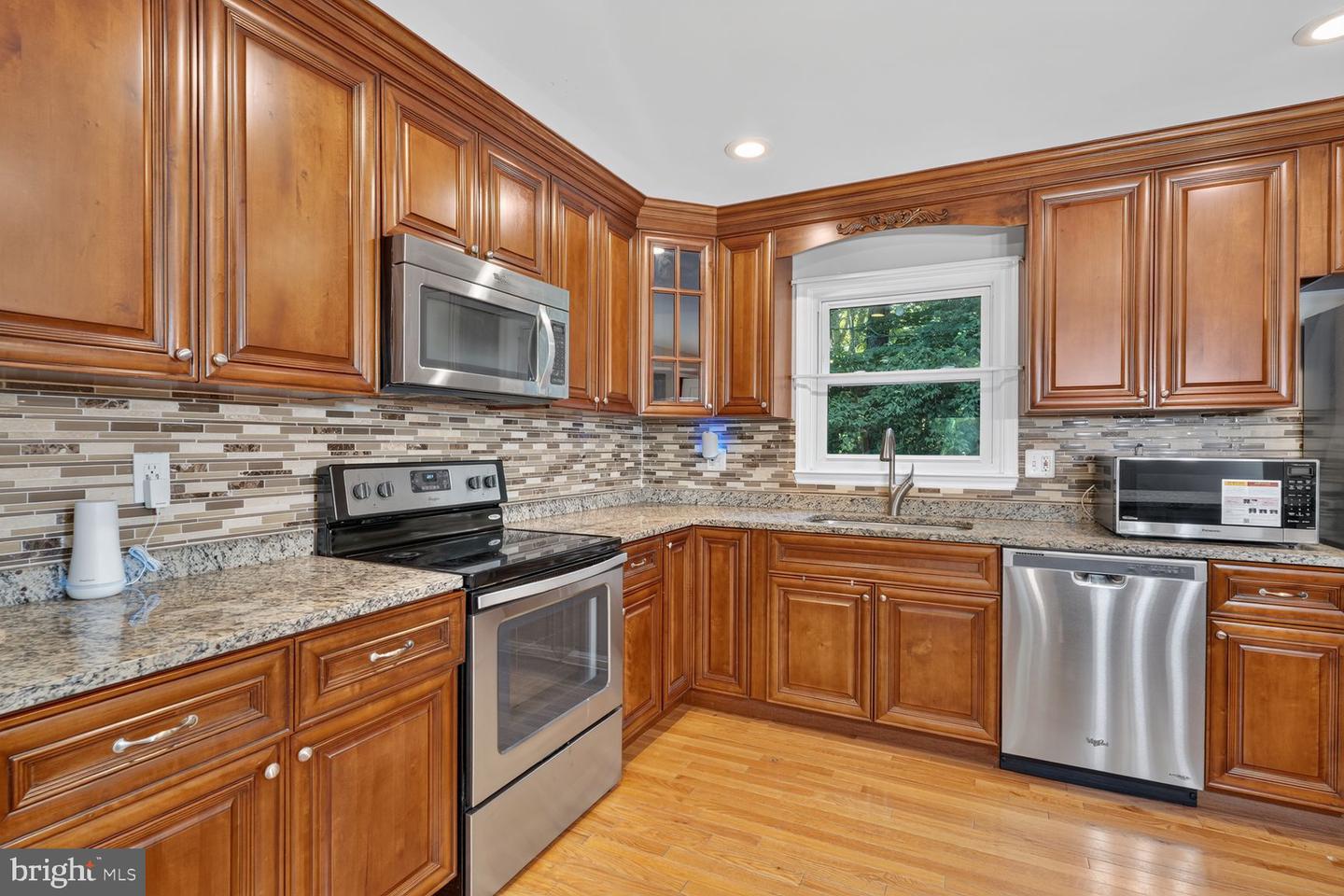 6223 Rathlin Dr Property Photo 9