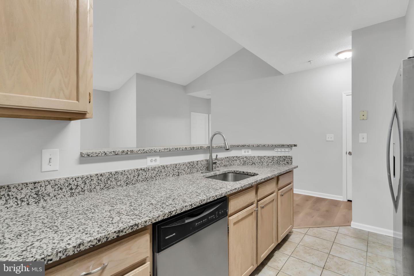 1701 Lake Shore Crest Dr #31 Property Photo 24