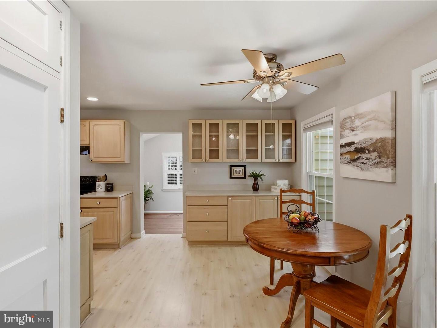 6424 Alloway Ct Property Photo 8