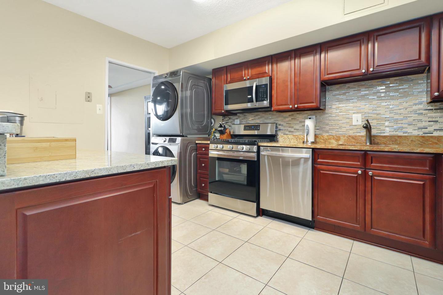 3705 S George Mason Dr #1309s Property Photo 6