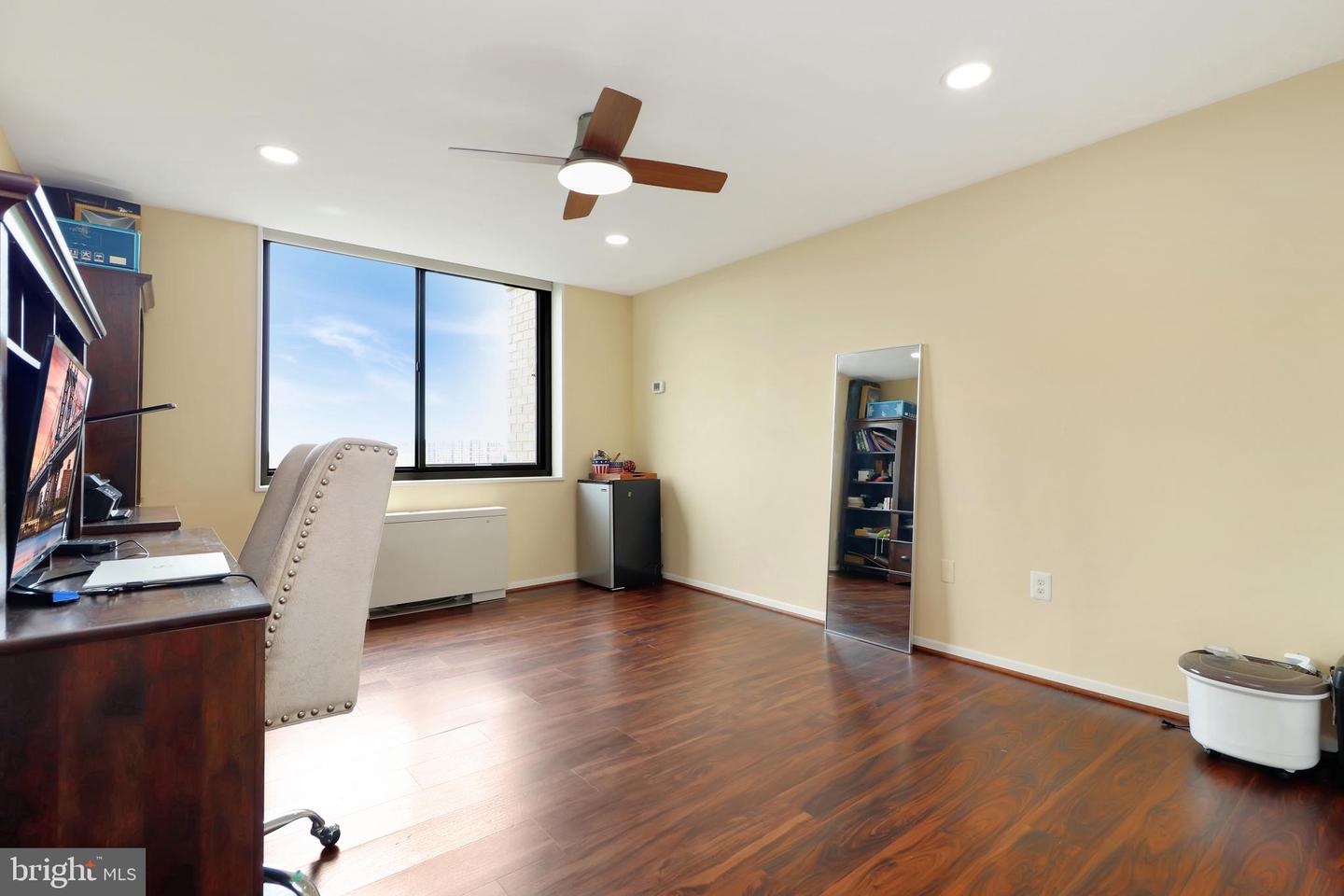 3705 S George Mason Dr #1309s Property Photo 16