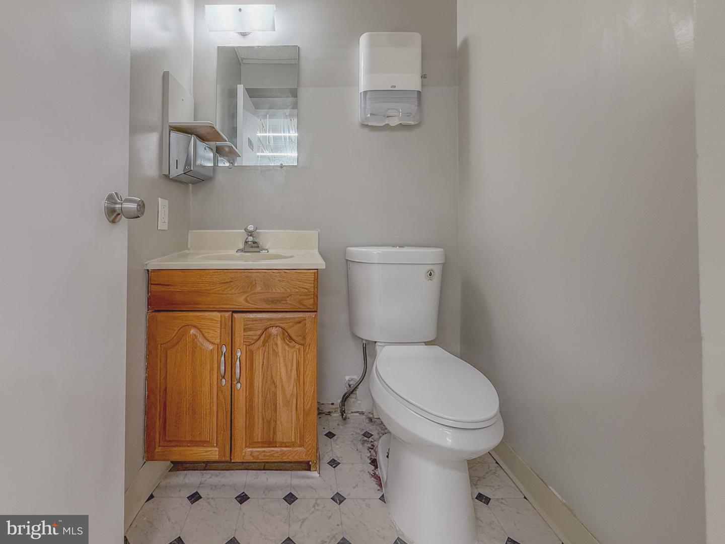 8991-a Cotswold Dr Property Photo 7