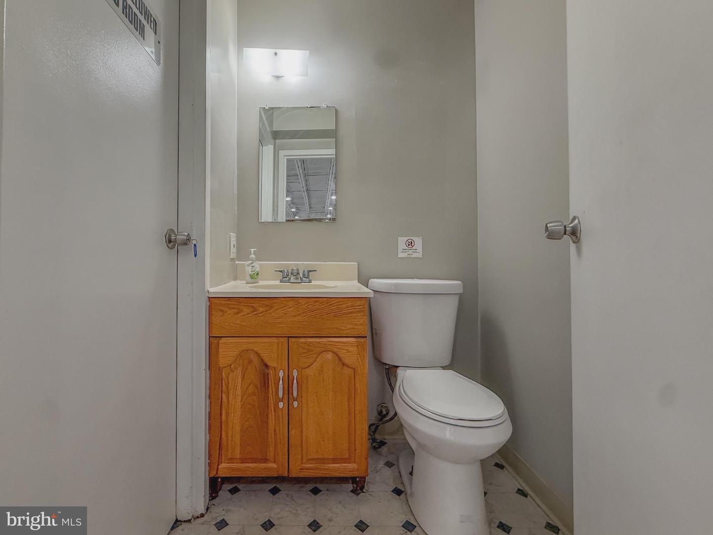 8989-a Cotswold Dr #2 Property Photo 9