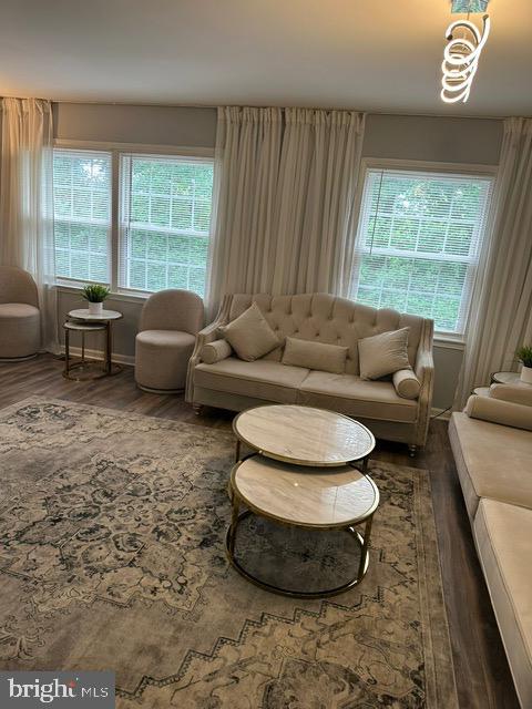 14709 Bentley Sq Property Photo 27