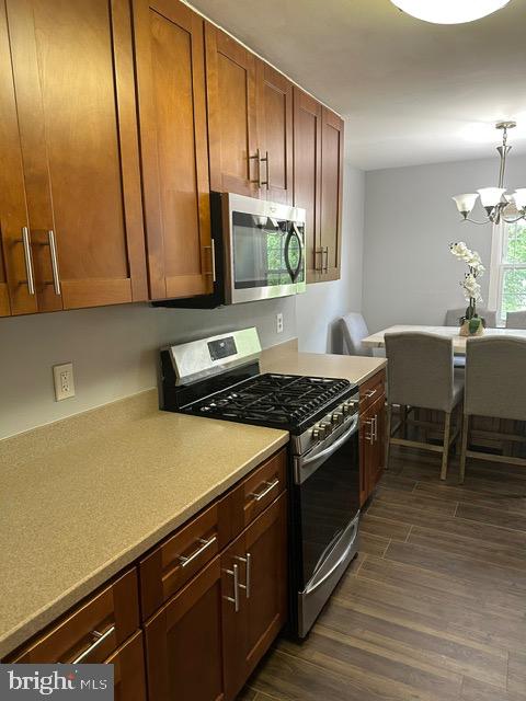 14709 Bentley Sq Property Photo 28