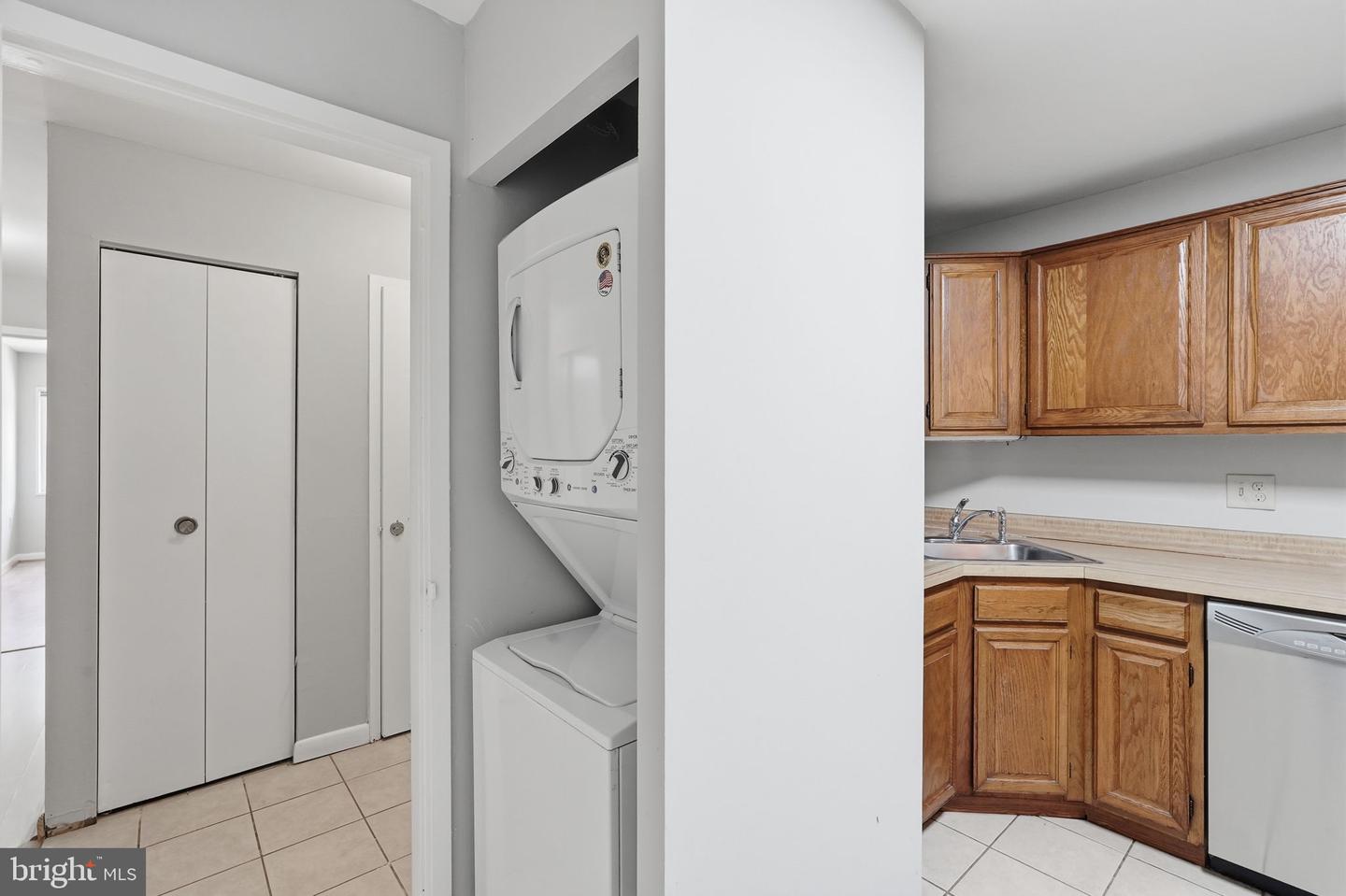 1526 Northgate Sq ##26/22b Property Photo 4