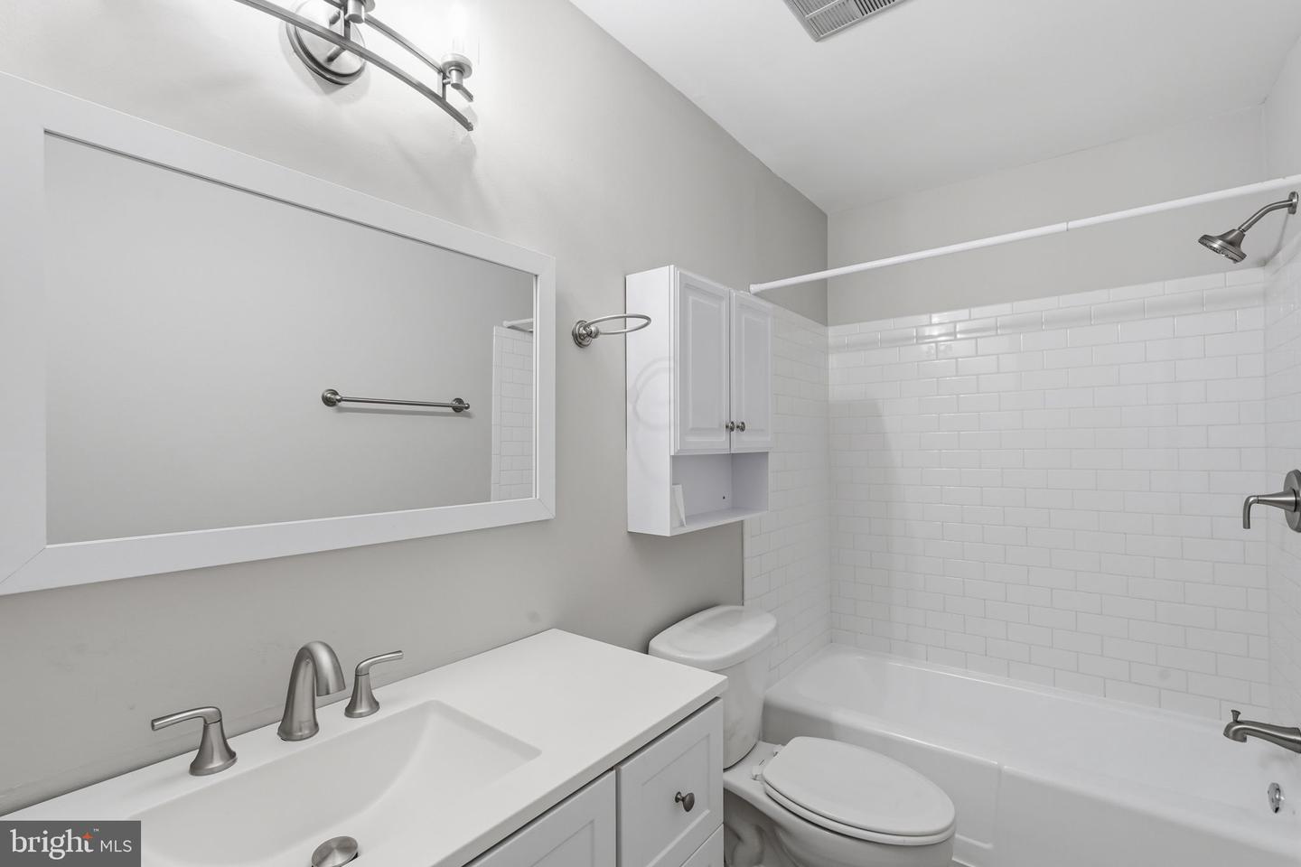 1526 Northgate Sq ##26/22b Property Photo 16