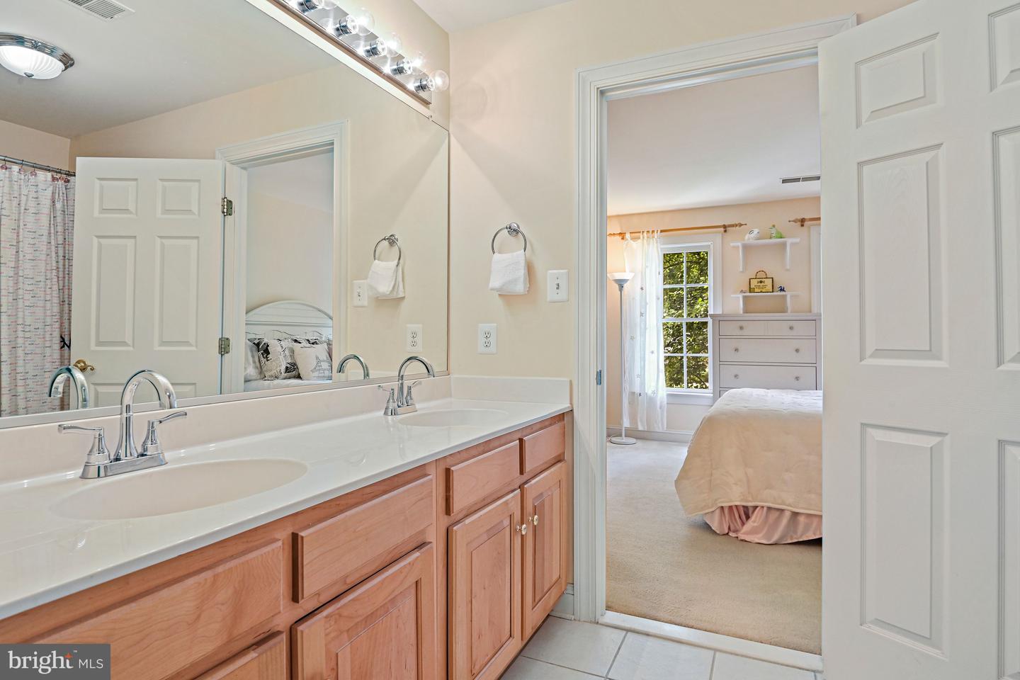 10560 Fox Forest Dr Property Photo 32