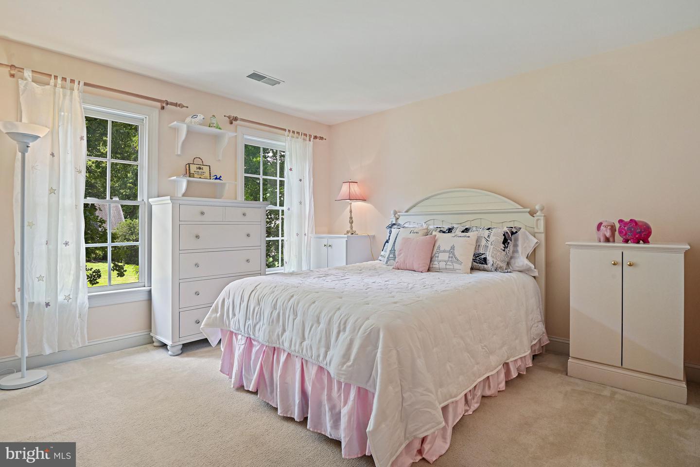 10560 Fox Forest Dr Property Photo 34