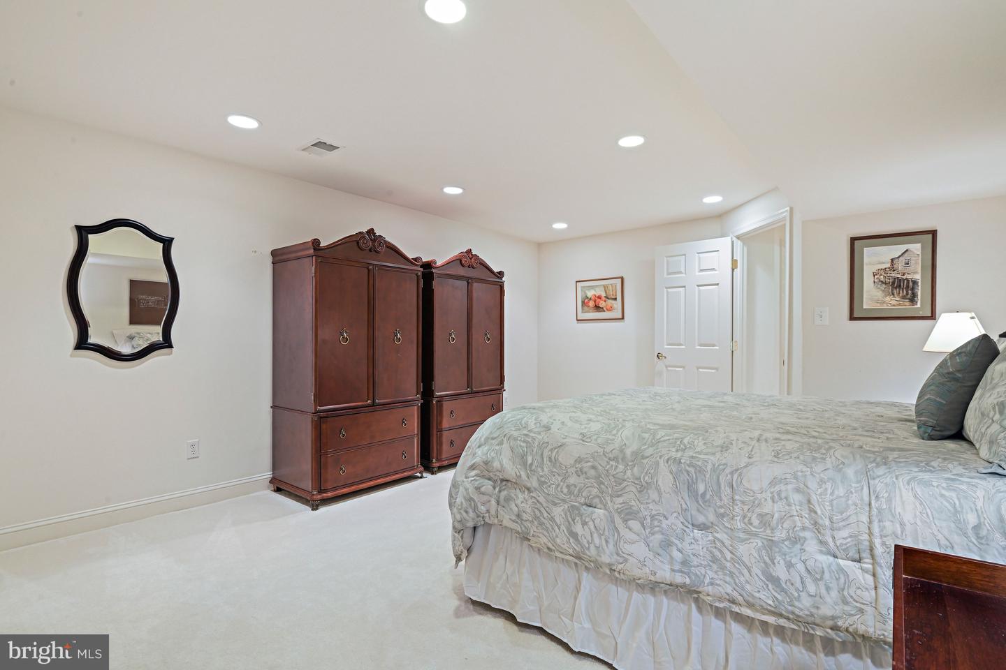 10560 Fox Forest Dr Property Photo 45