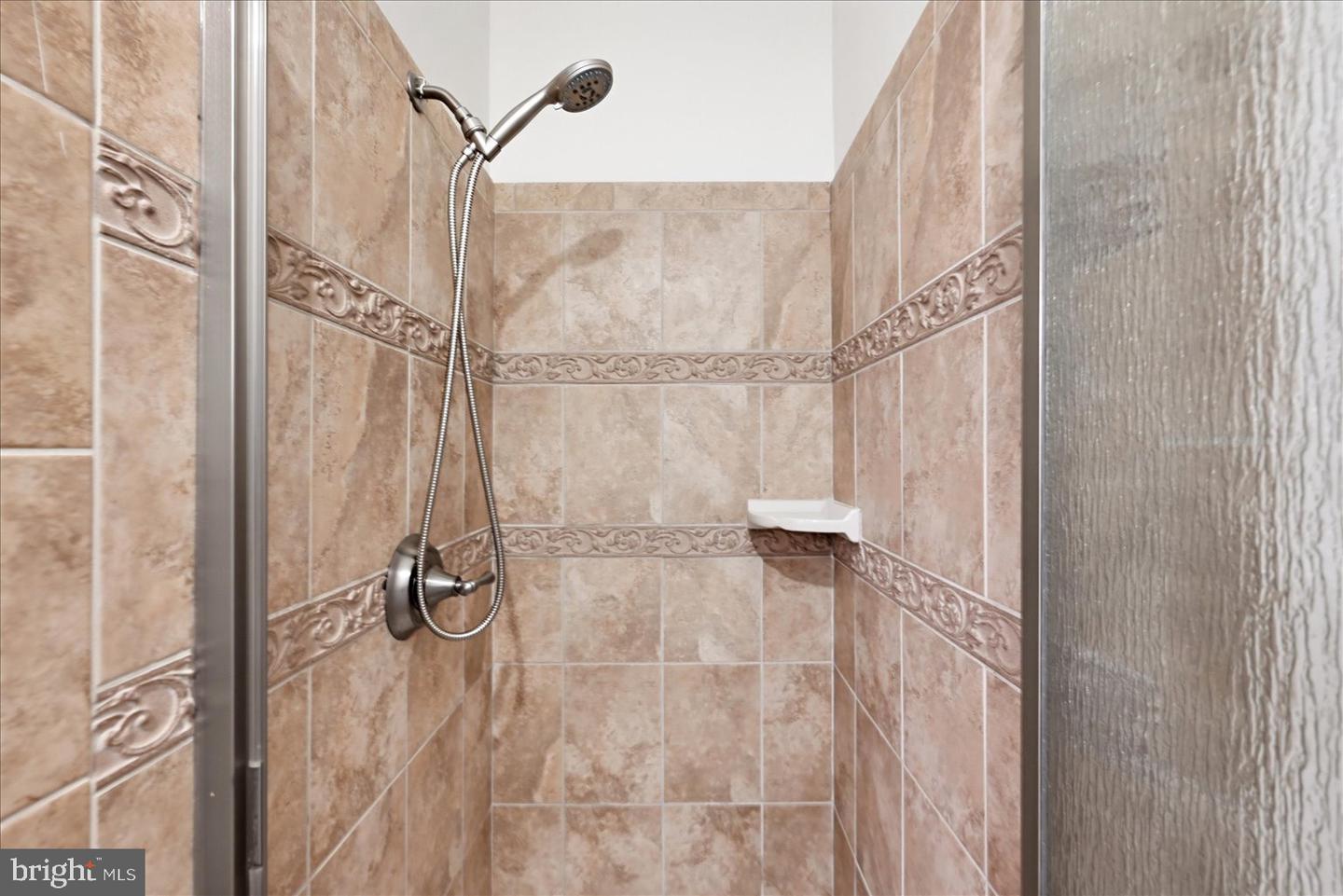 6609 Skylemar Trl Property Photo 12