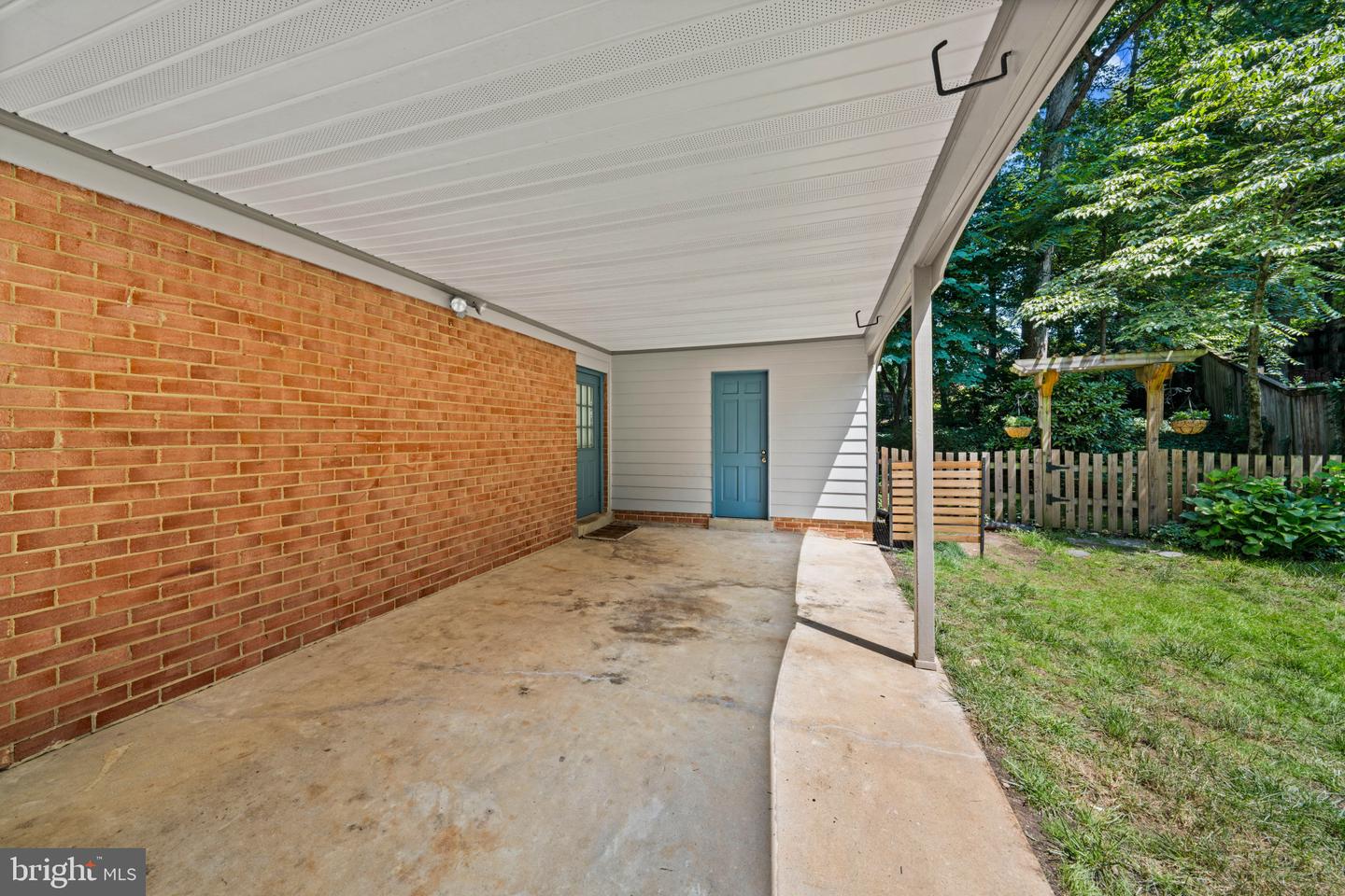9809 Bacon Ct Property Photo 34