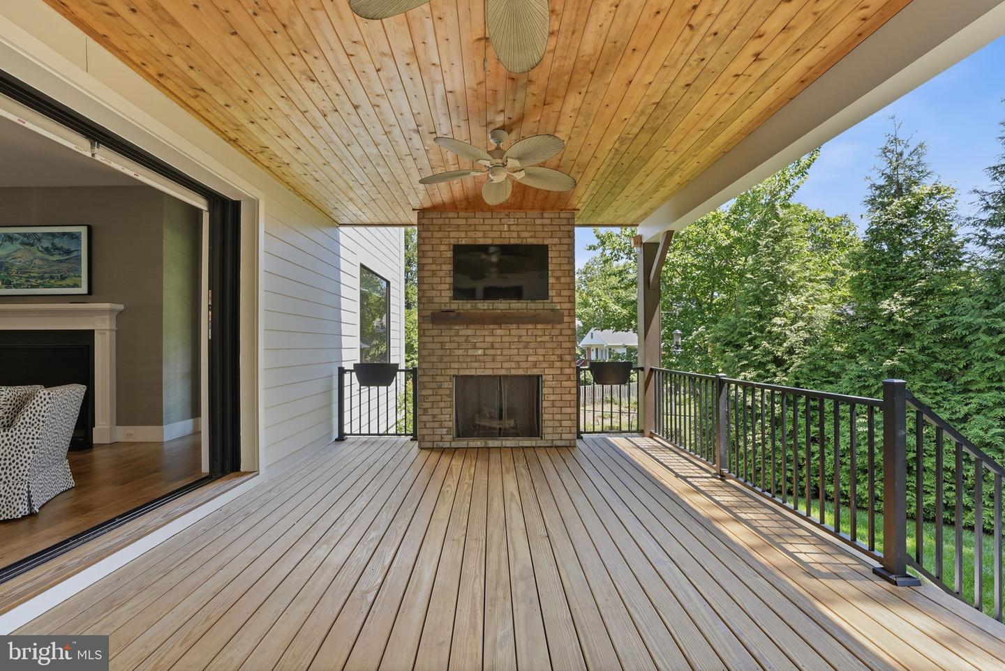 1341 Monitor Ln Property Photo 9
