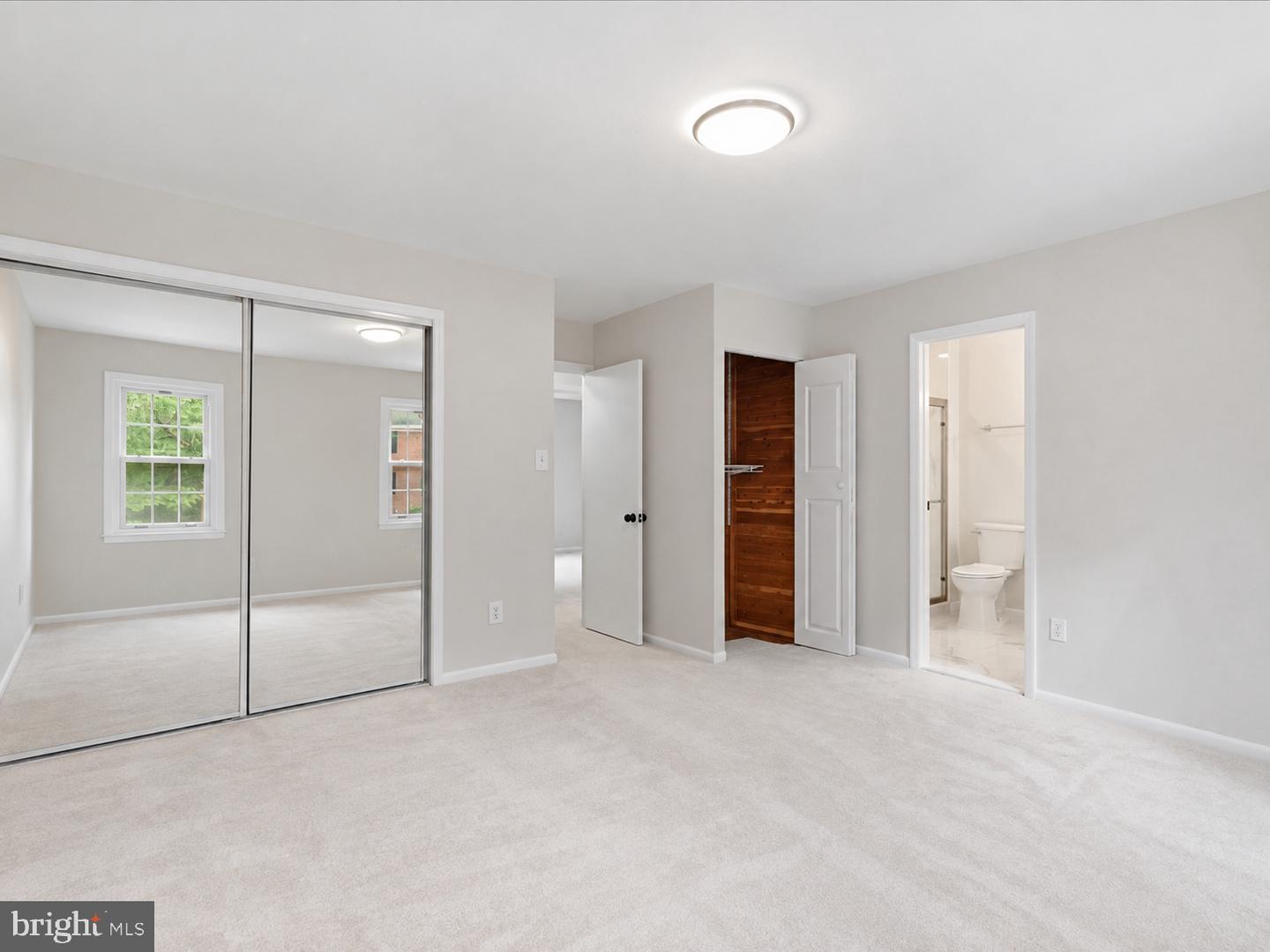 8398 Uxbridge Ct Property Photo 15