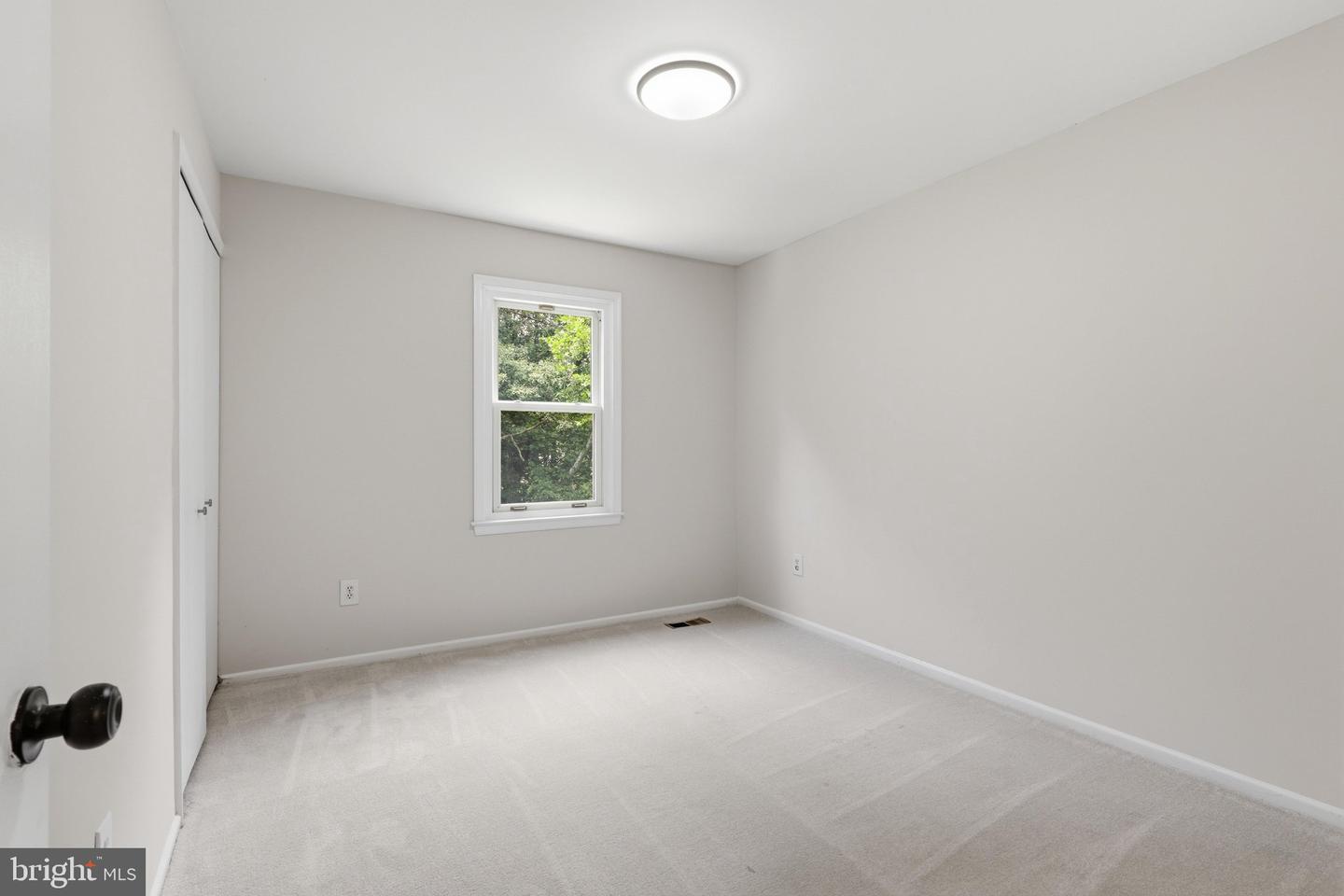 8398 Uxbridge Ct Property Photo 19