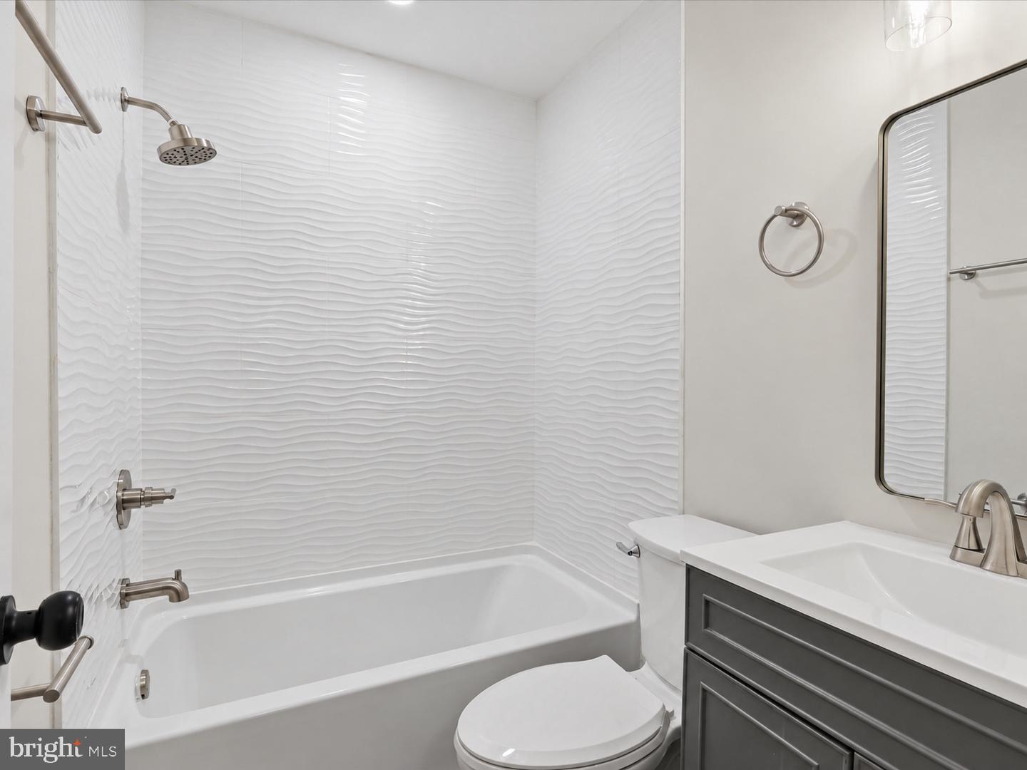 8398 Uxbridge Ct Property Photo 20