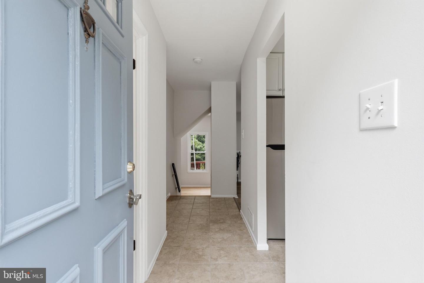 8398 Uxbridge Ct Property Photo 25