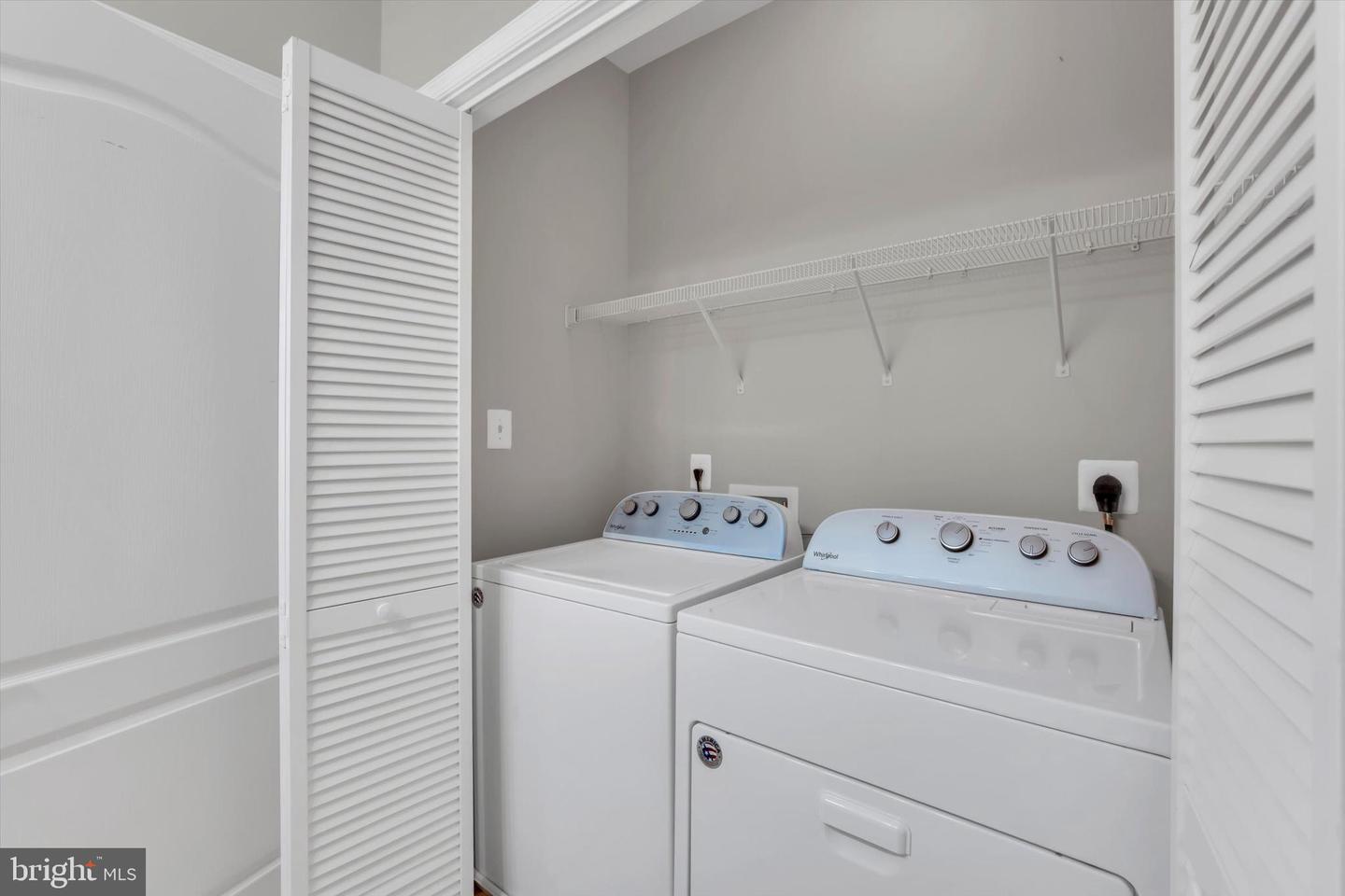 4579 Derring Ln Property Photo 22