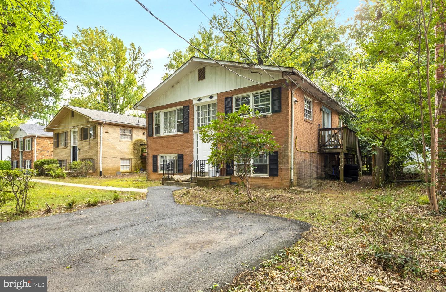 1644 La Salle Ave Property Photo 3