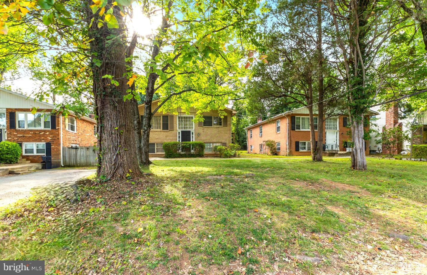 1644 La Salle Ave Property Photo 6