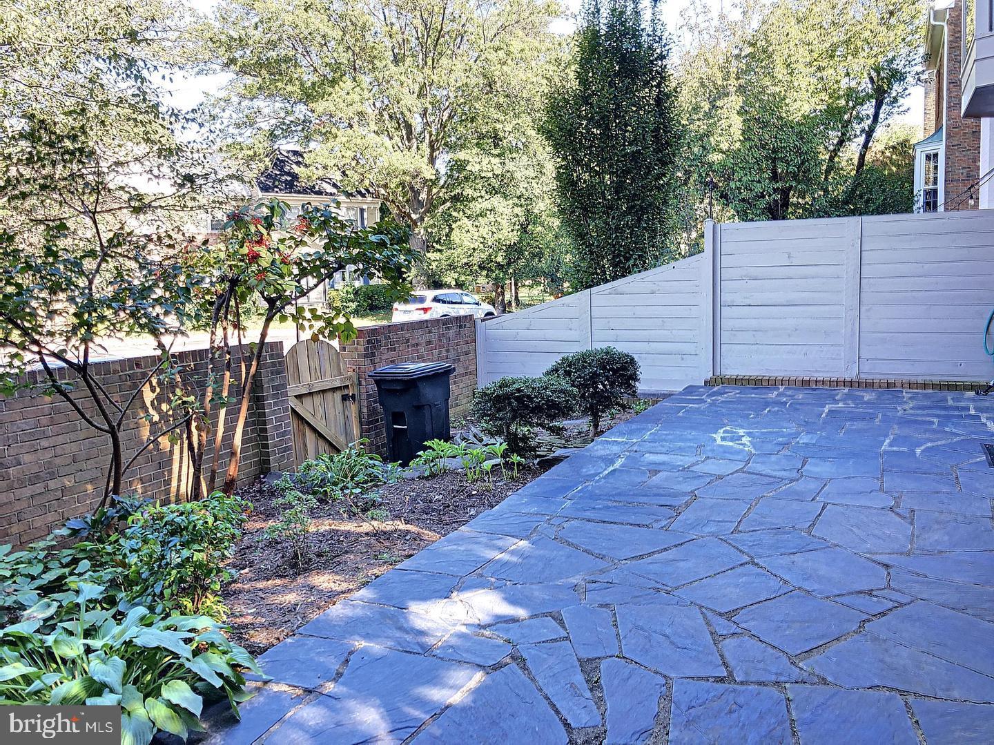 7412 Hallcrest Dr Property Photo 43