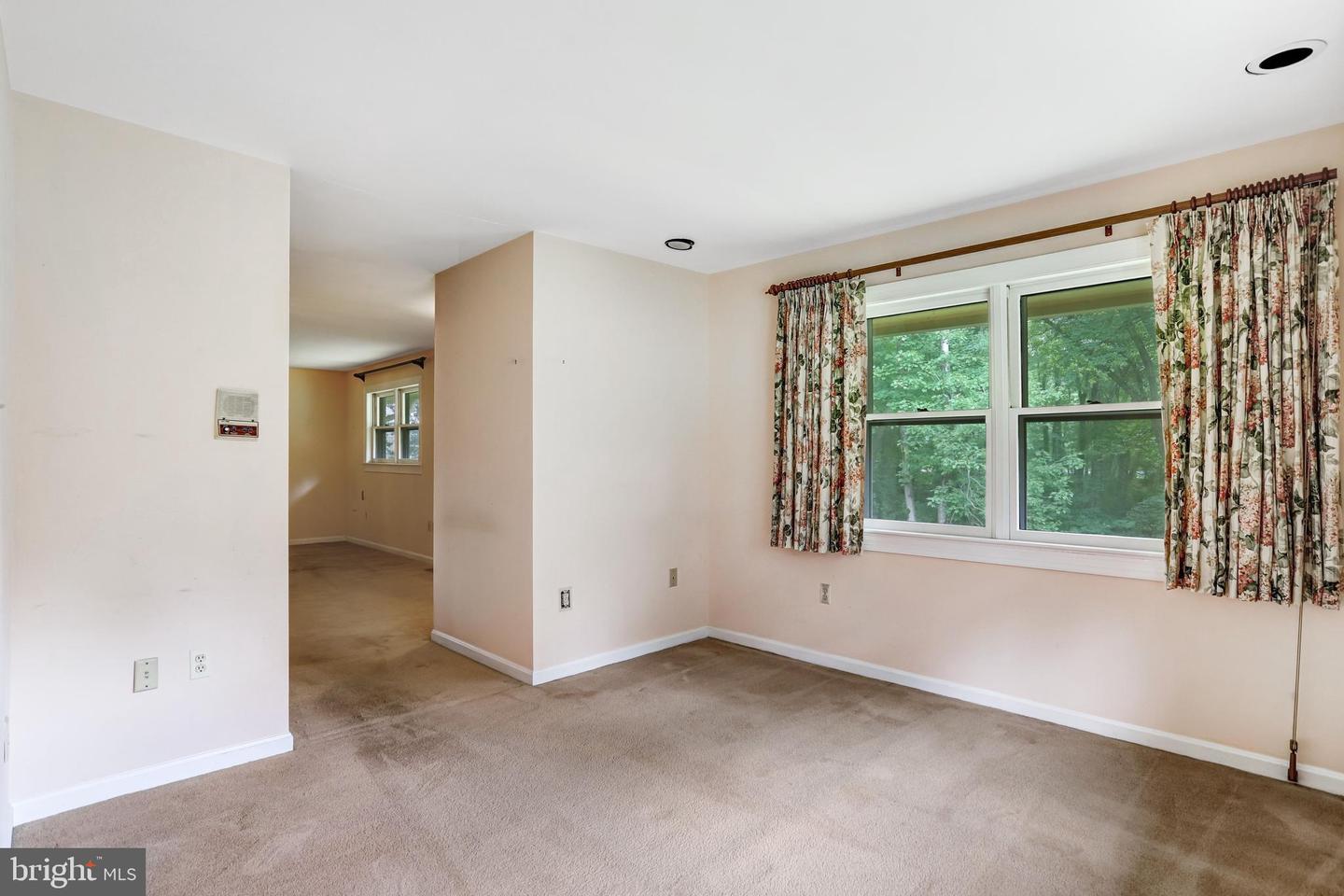 12104 Vale Rd Property Photo 23