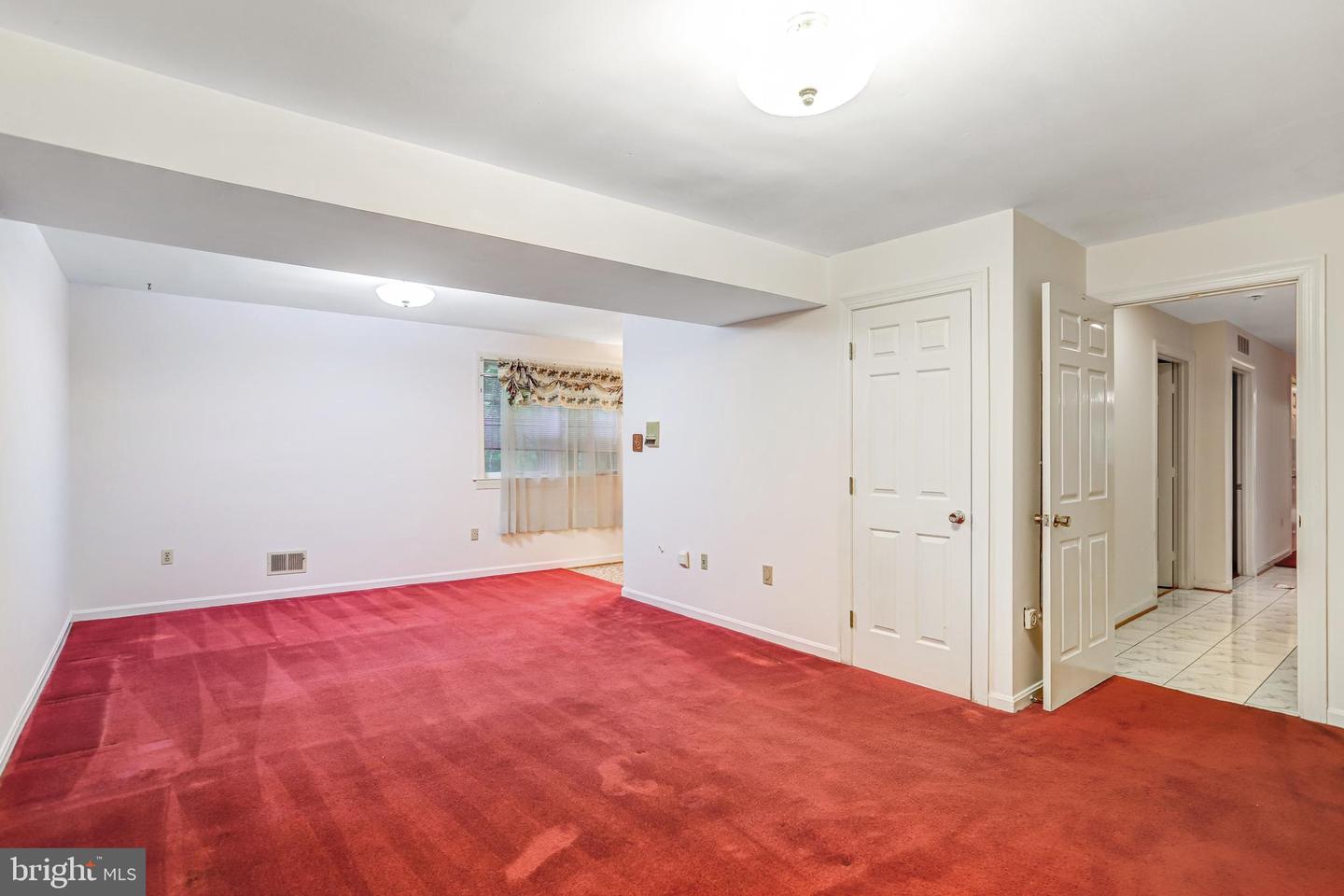 12104 Vale Rd Property Photo 29