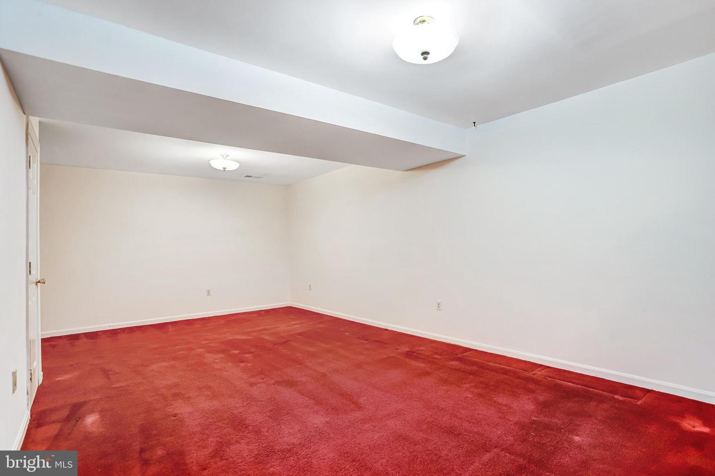12104 Vale Rd Property Photo 31
