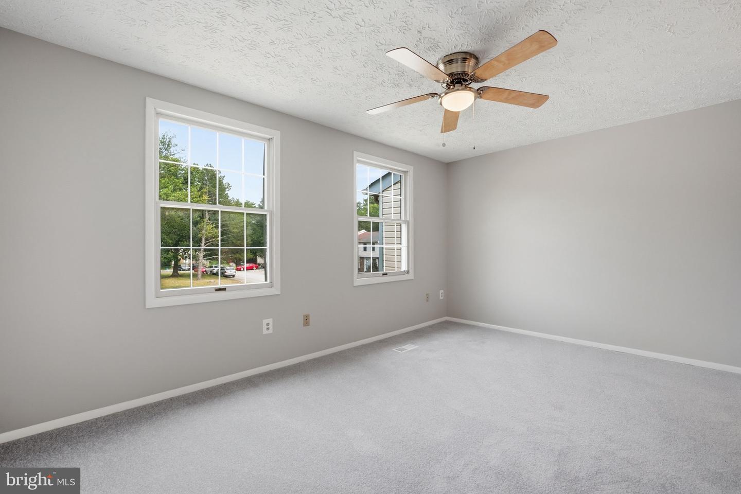 8759 Kanawha Ct Property Photo 16