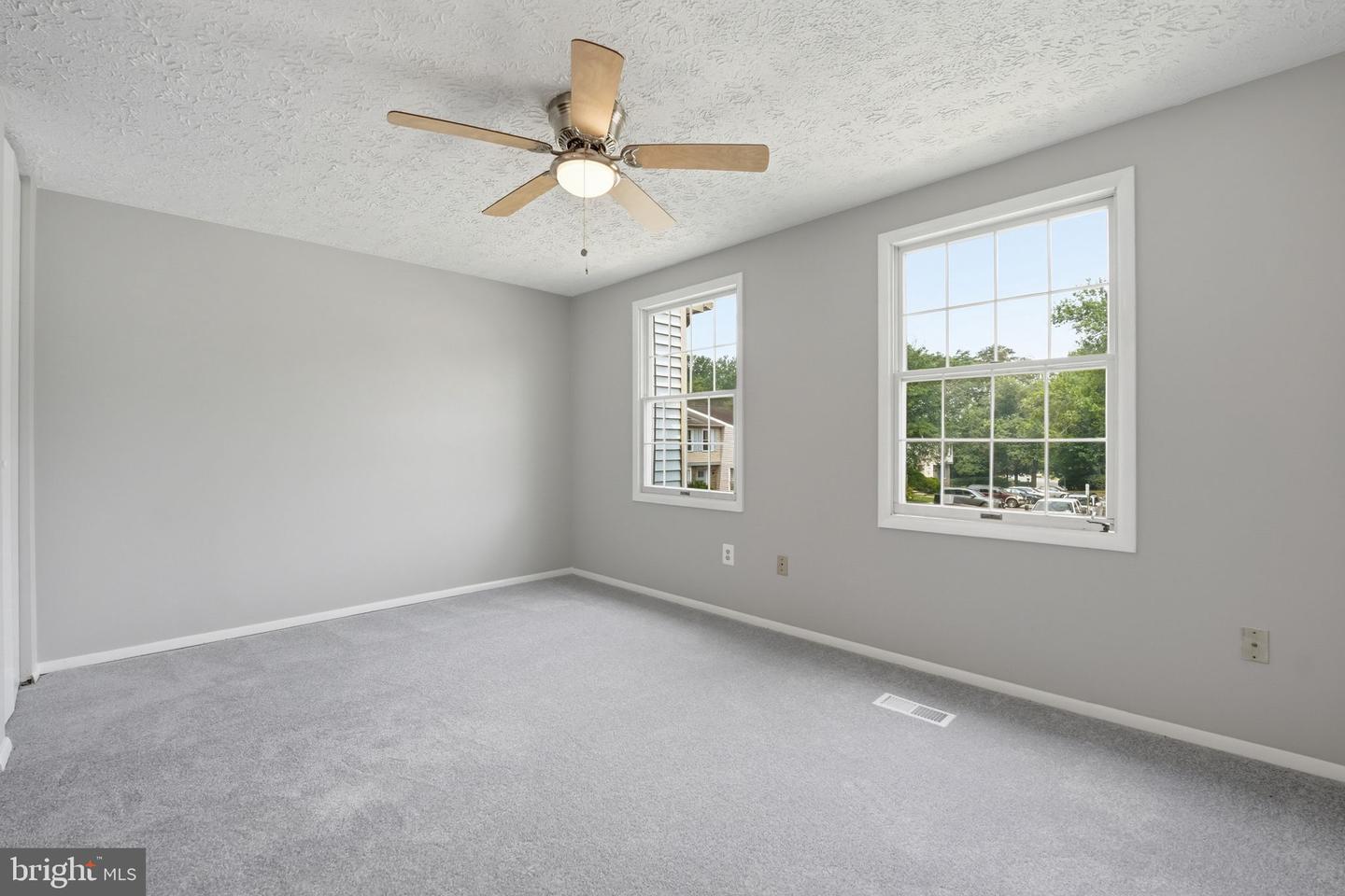 8759 Kanawha Ct Property Photo 18