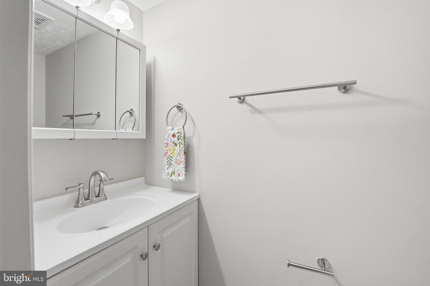 8759 Kanawha Ct Property Photo 21