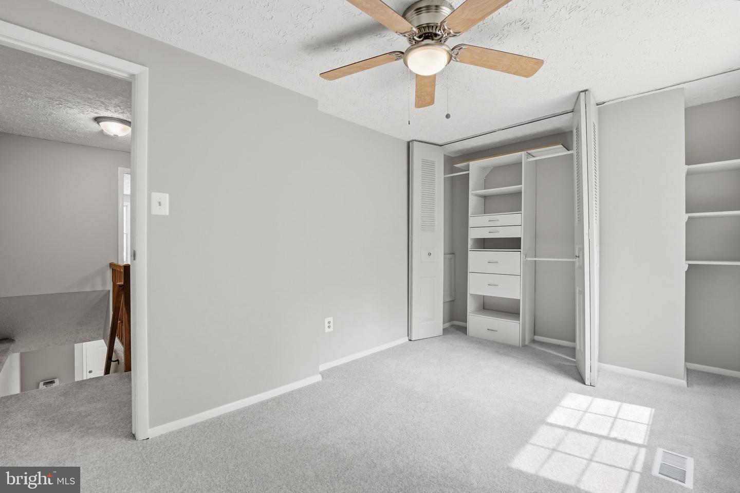 8759 Kanawha Ct Property Photo 23