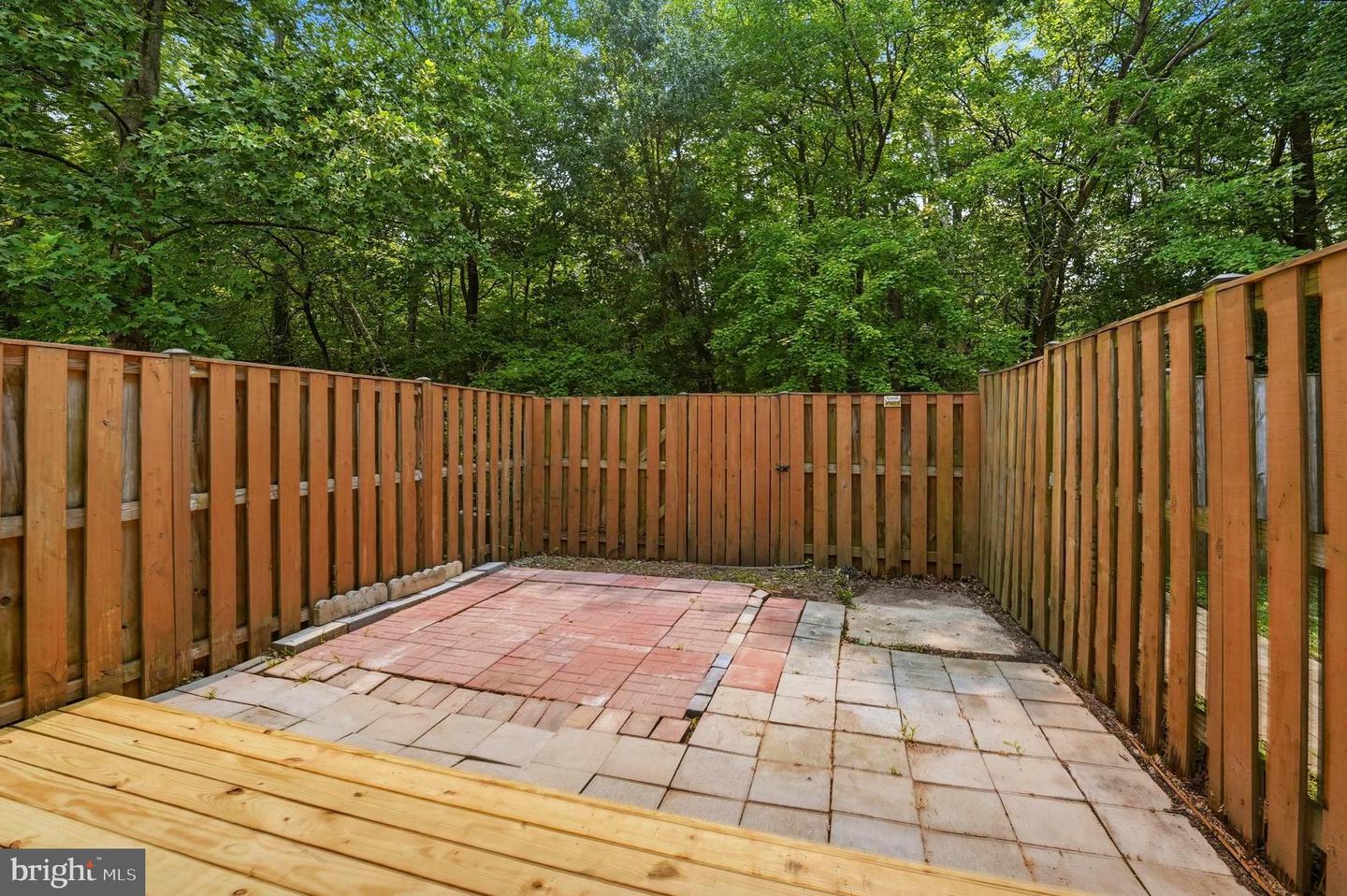 8759 Kanawha Ct Property Photo 33