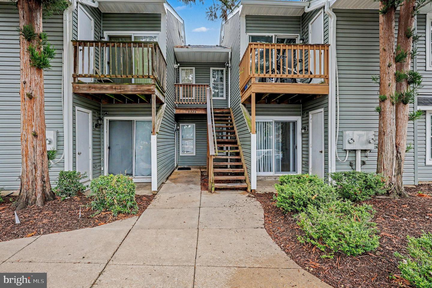 5386 Bedford Ter #b Property Photo 24