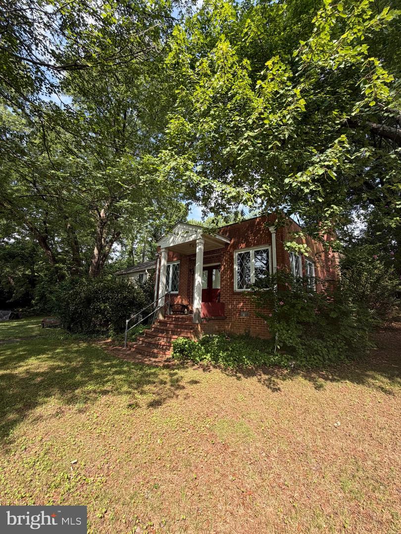 7314 Idylwood Rd Property Photo 1