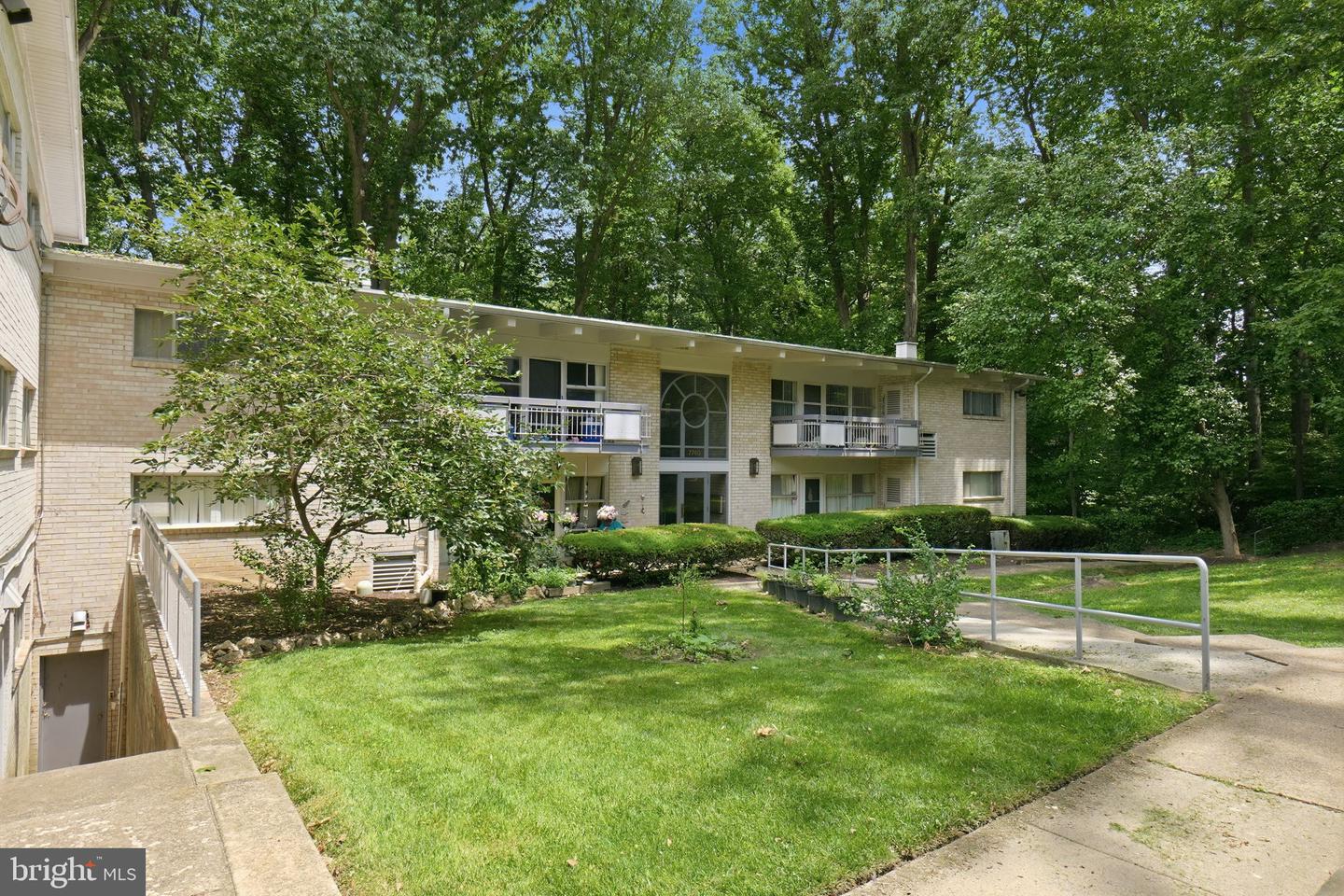 7740 Donnybrook Ct #202 Property Photo 4
