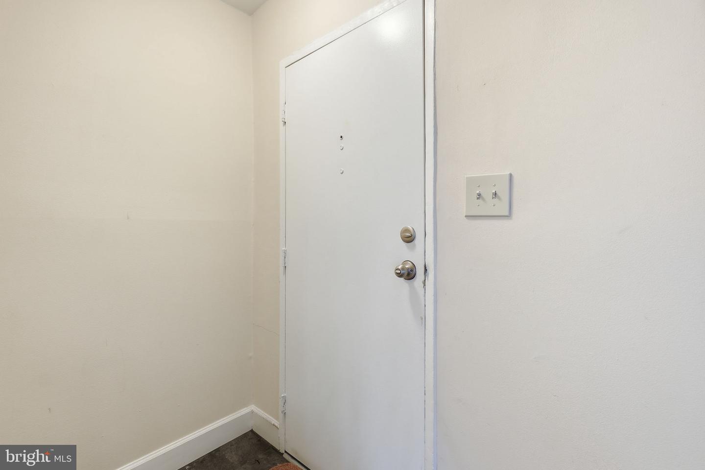 7740 Donnybrook Ct #202 Property Photo 6