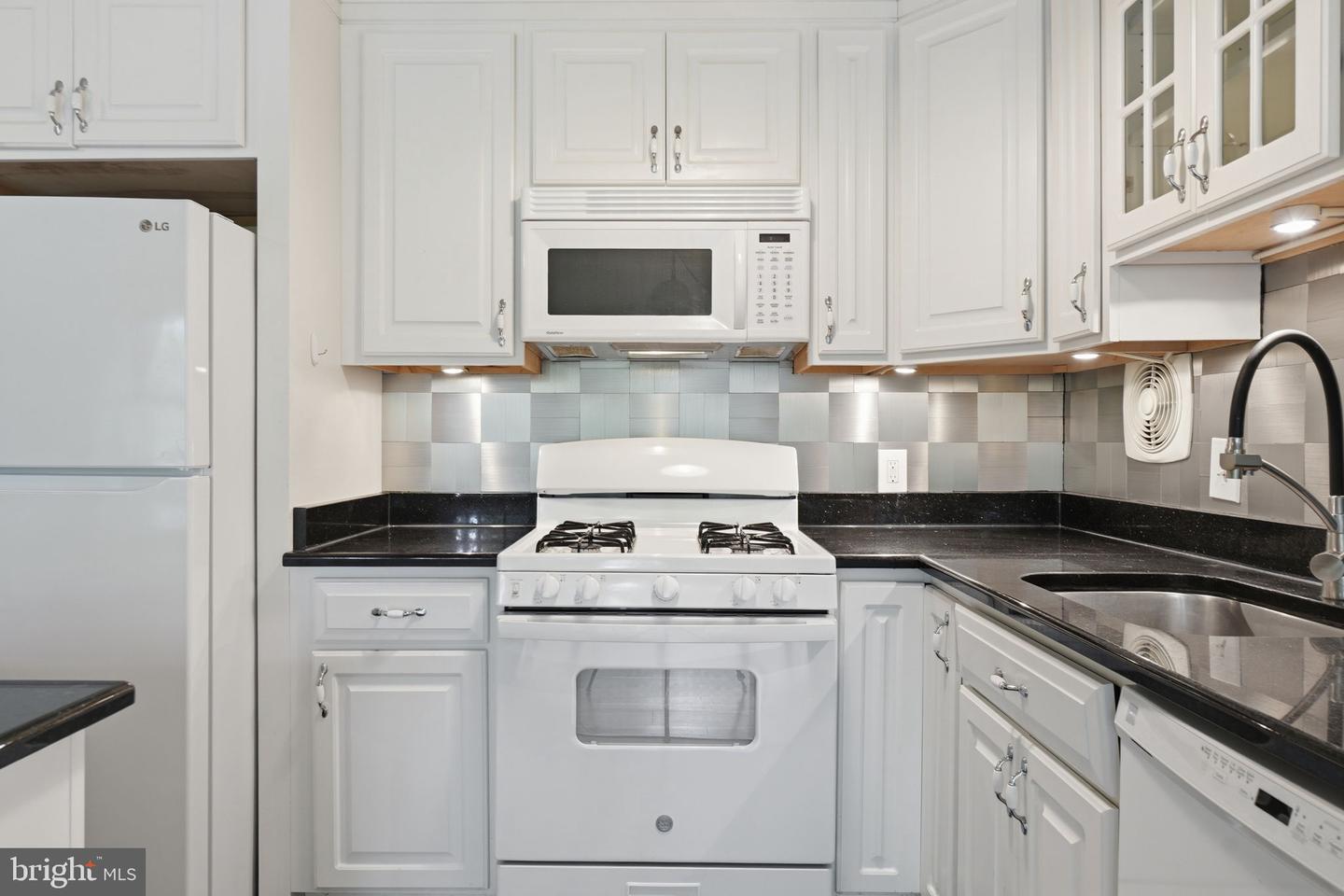 7740 Donnybrook Ct #202 Property Photo 13