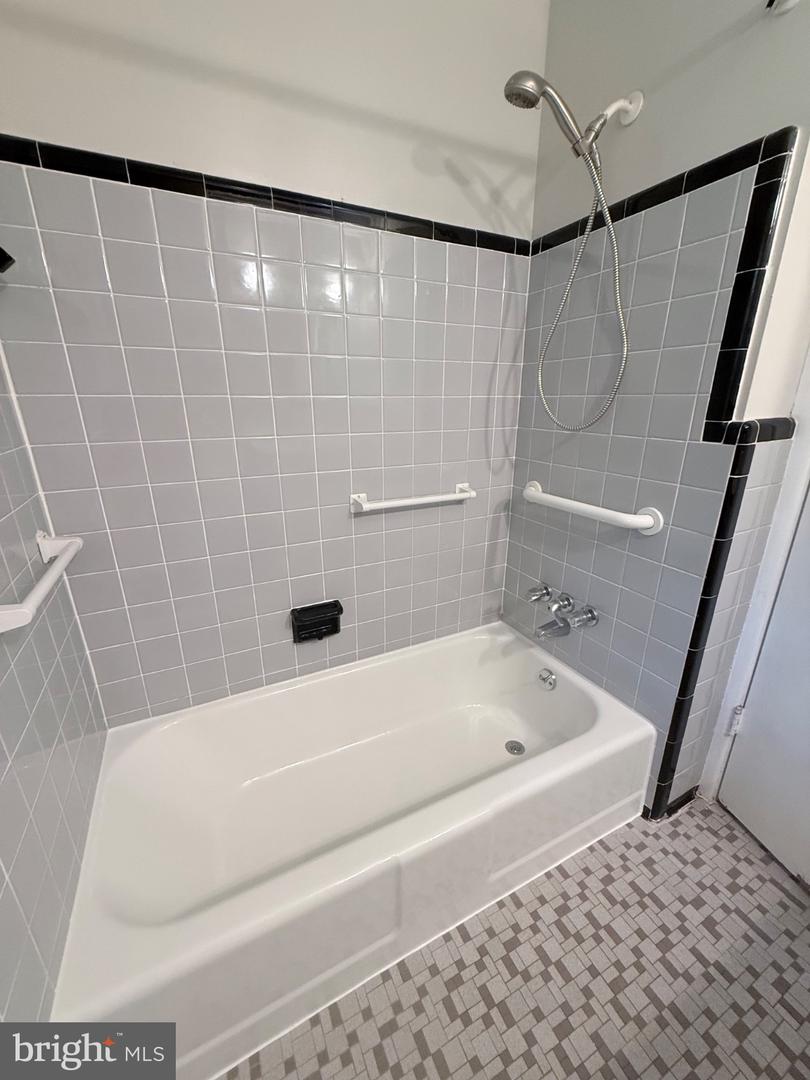 VAFX2323756 Property Photo 12