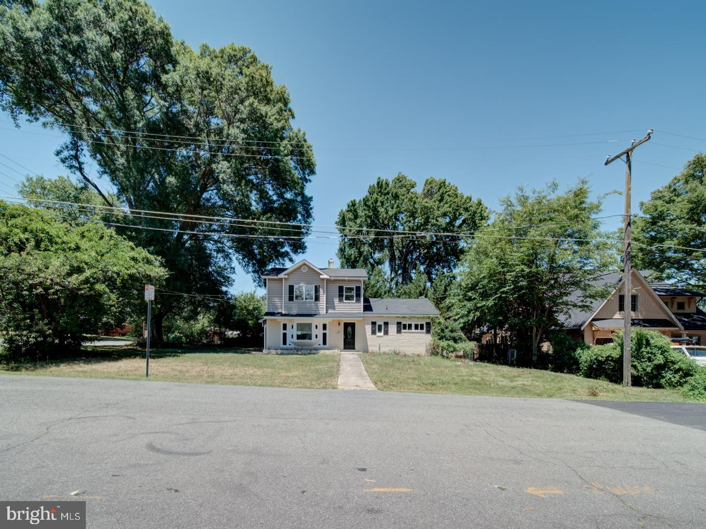 2508 Fleming St Property Photo 2