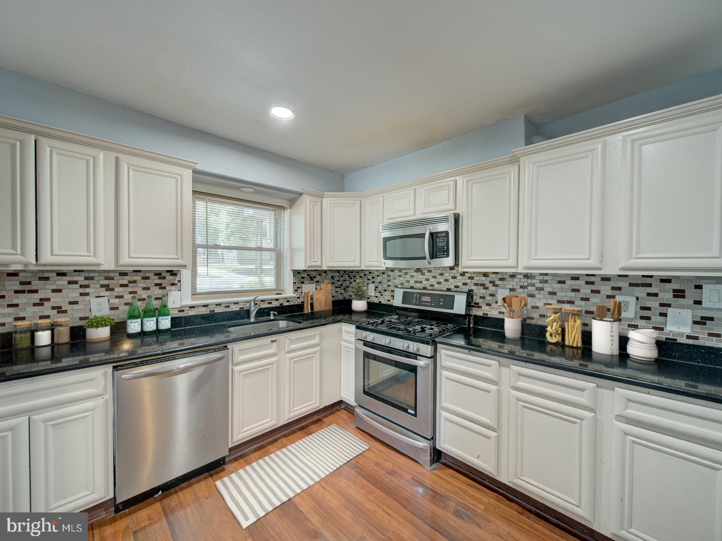 2508 Fleming St Property Photo 12