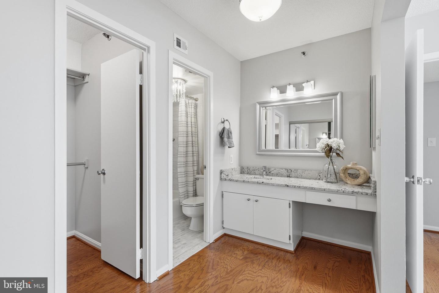 3713 S George Mason Dr #404 Property Photo 21