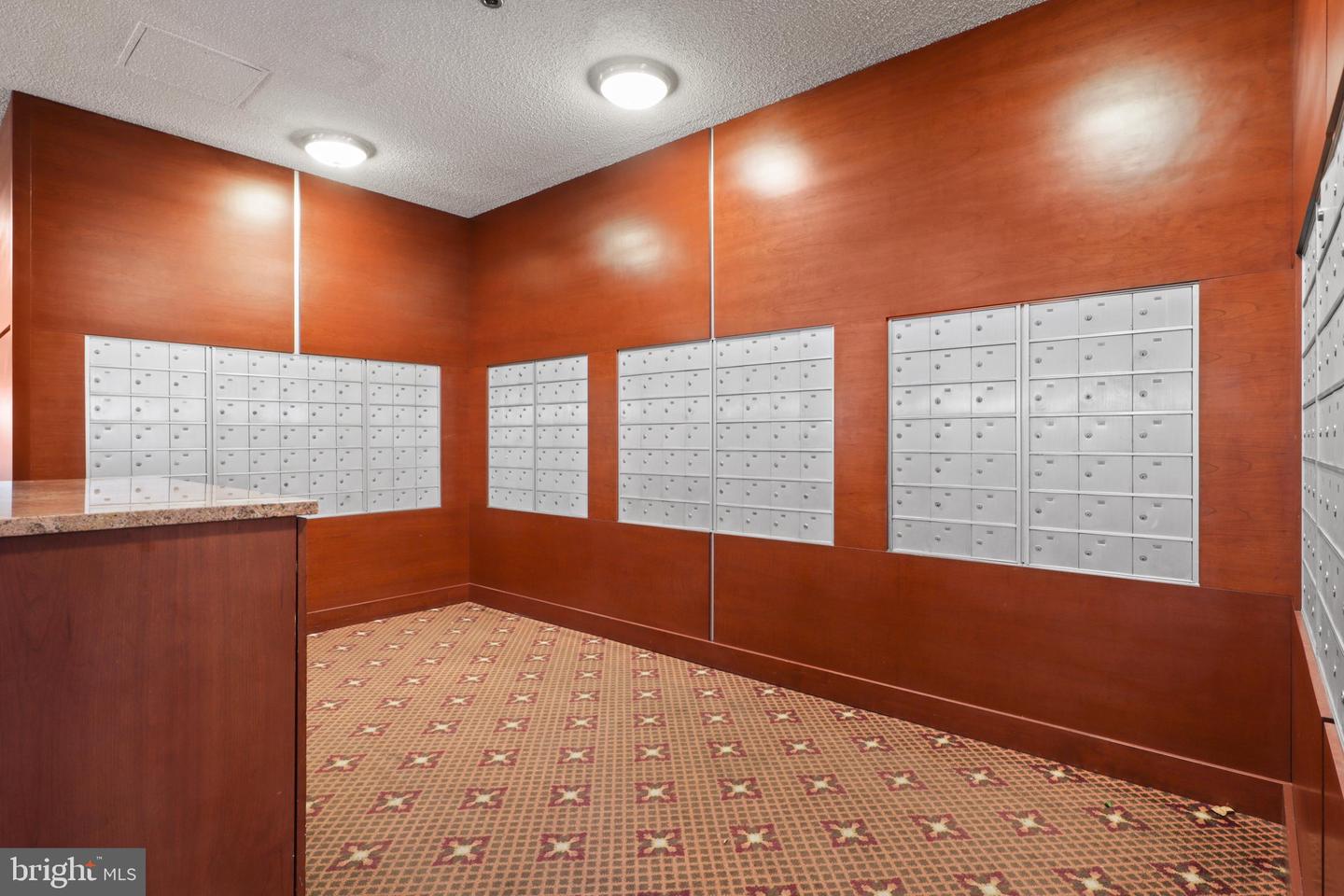 3713 S George Mason Dr #404 Property Photo 33
