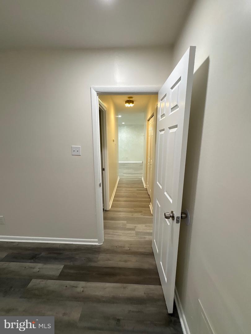 7094 Spring Garden Dr #202 Property Photo 14