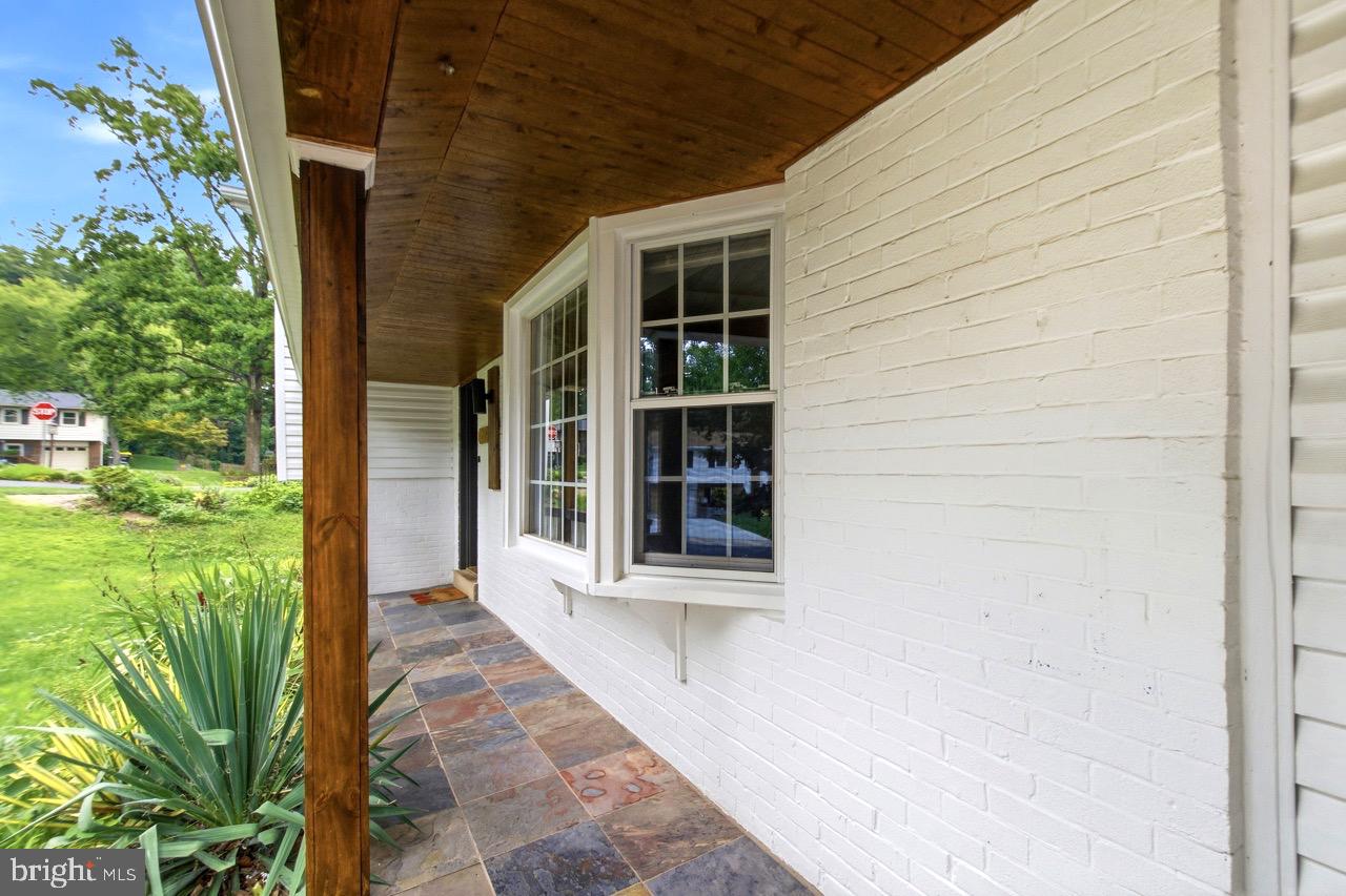 7215 Willow Oak Pl Property Photo 4
