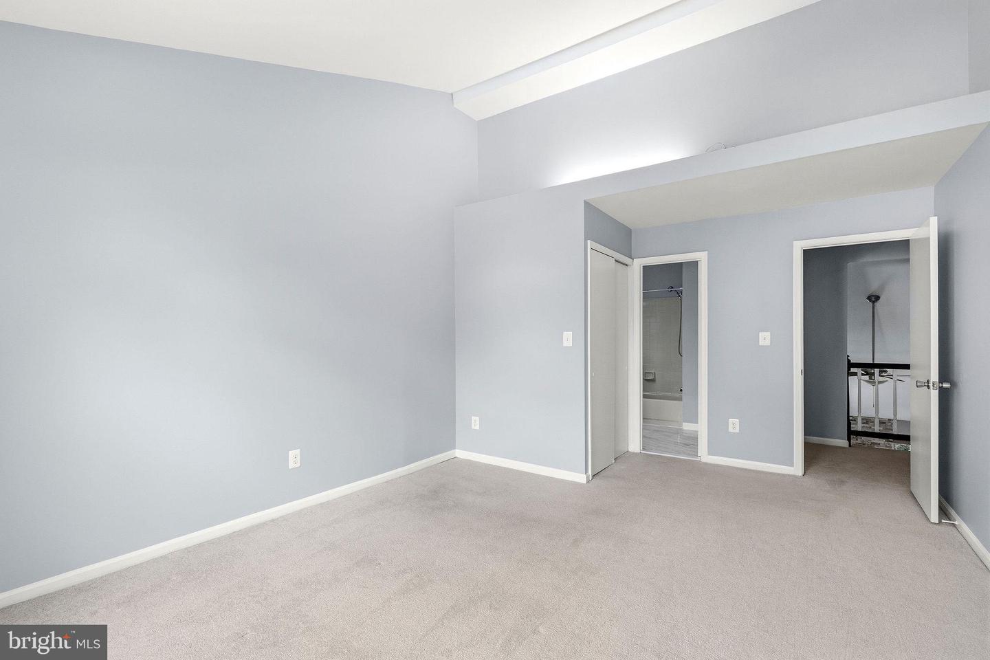 6104 Stonepath Cir Property Photo 24