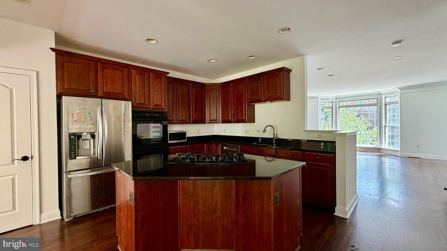 4208 Upper Park Dr Property Photo 6