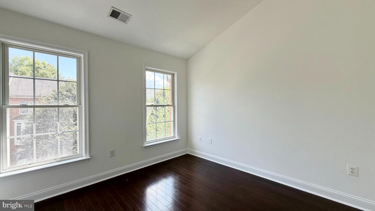 4208 Upper Park Dr Property Photo 15